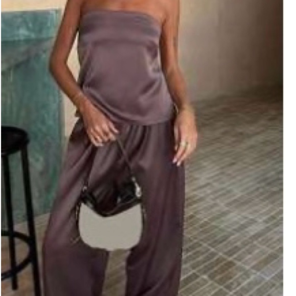 Elegant Women's Strapless Top and Pants Set in brown